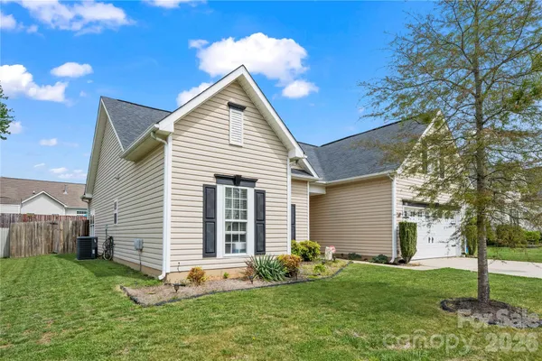 $360,000 | 115 Kristens Ct Drive, Mooresville, NC 28115