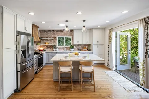 $1,990,000 | 2317 Walgrove Avenue, Los Angeles, CA 90066