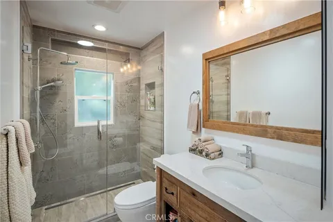 $1,990,000 | 2317 Walgrove Avenue, Los Angeles, CA 90066