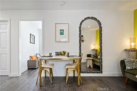 $1,990,000 | 2317 Walgrove Avenue, Los Angeles, CA 90066