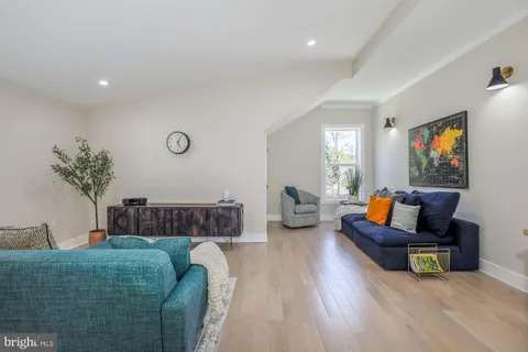 $1,995,000 | 5116 Lawton Drive, Bethesda, MD 20816