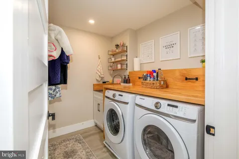 $1,995,000 | 5116 Lawton Drive, Bethesda, MD 20816