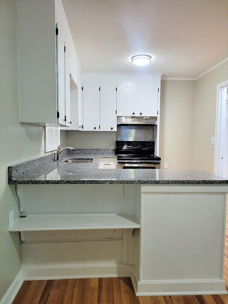 1606 Evans Pond Road Greenwood, SC 29649 - Photo 9 of 30 Gallery Image 9