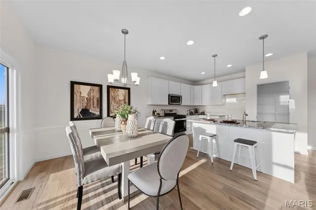 $304,990 | 1 Tbb Savoy @ Pinckney Ridge, Warrenton, MO 63383