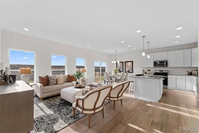 $304,990 | 1 Tbb Savoy @ Pinckney Ridge, Warrenton, MO 63383