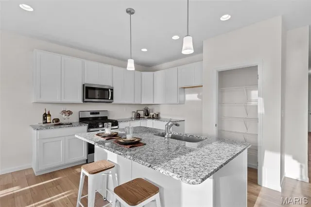 $304,990 | 1 Tbb Savoy @ Pinckney Ridge, Warrenton, MO 63383