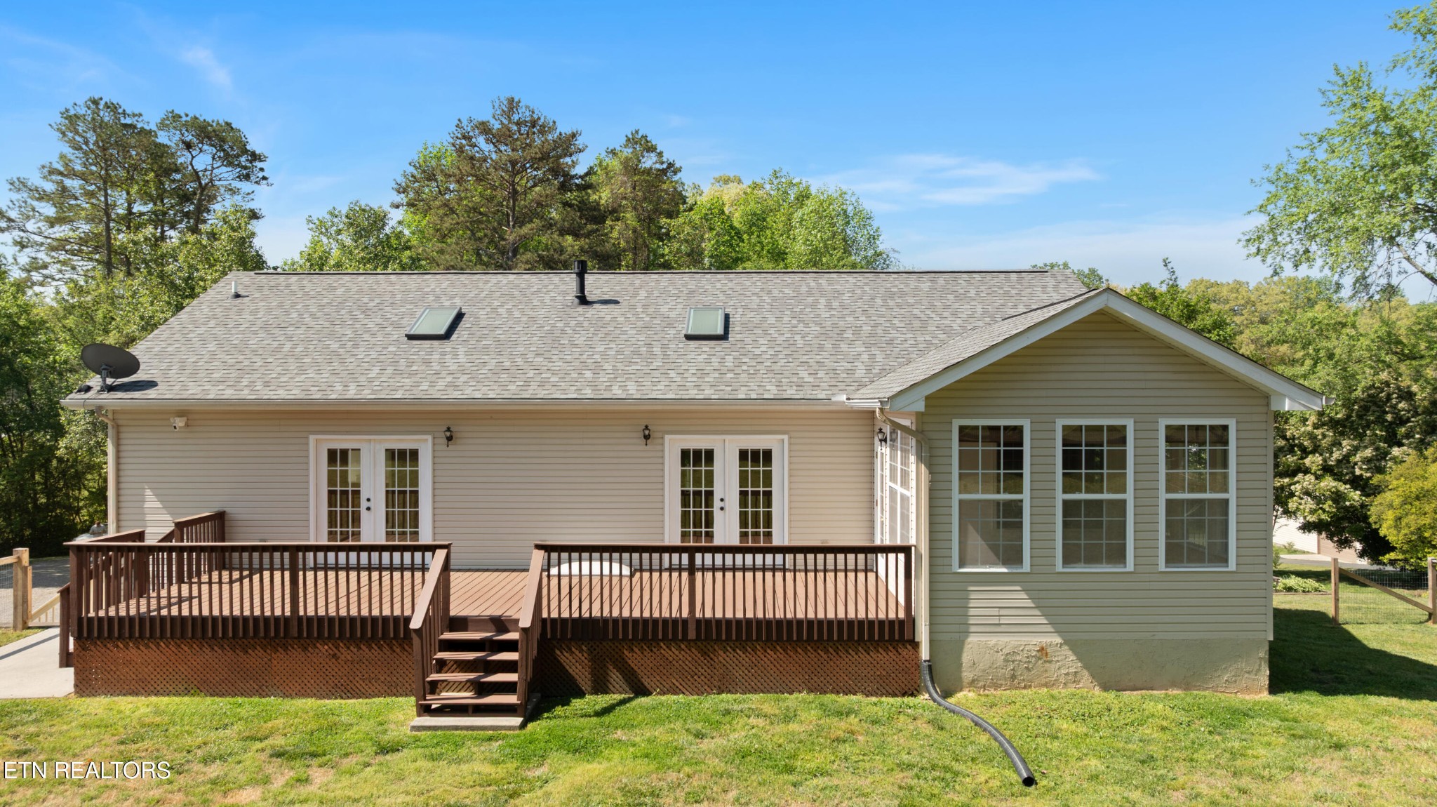 204 David Road Clinton, TN 37716 - Photo 32 of 38 Gallery Image 32