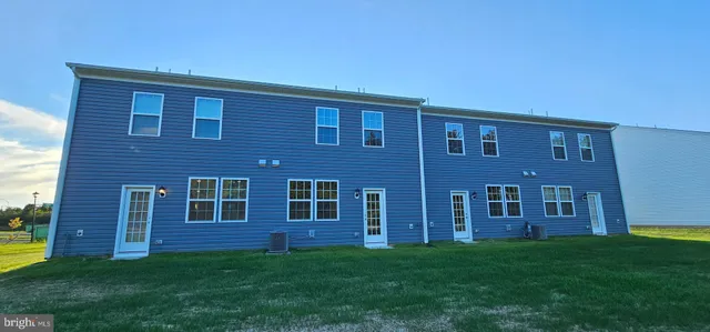 $2,475 | 1151 Martin Road, Breinigsville, PA 18031