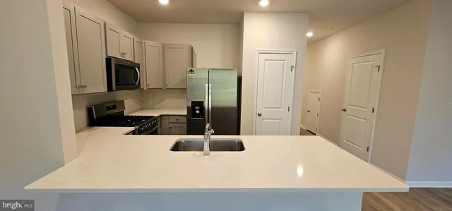 $2,475 | 1151 Martin Road, Breinigsville, PA 18031