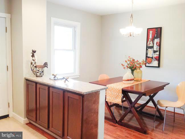 111 Upmanor Road Baltimore, MD 21229 - Photo 6 of 26 Dining Room