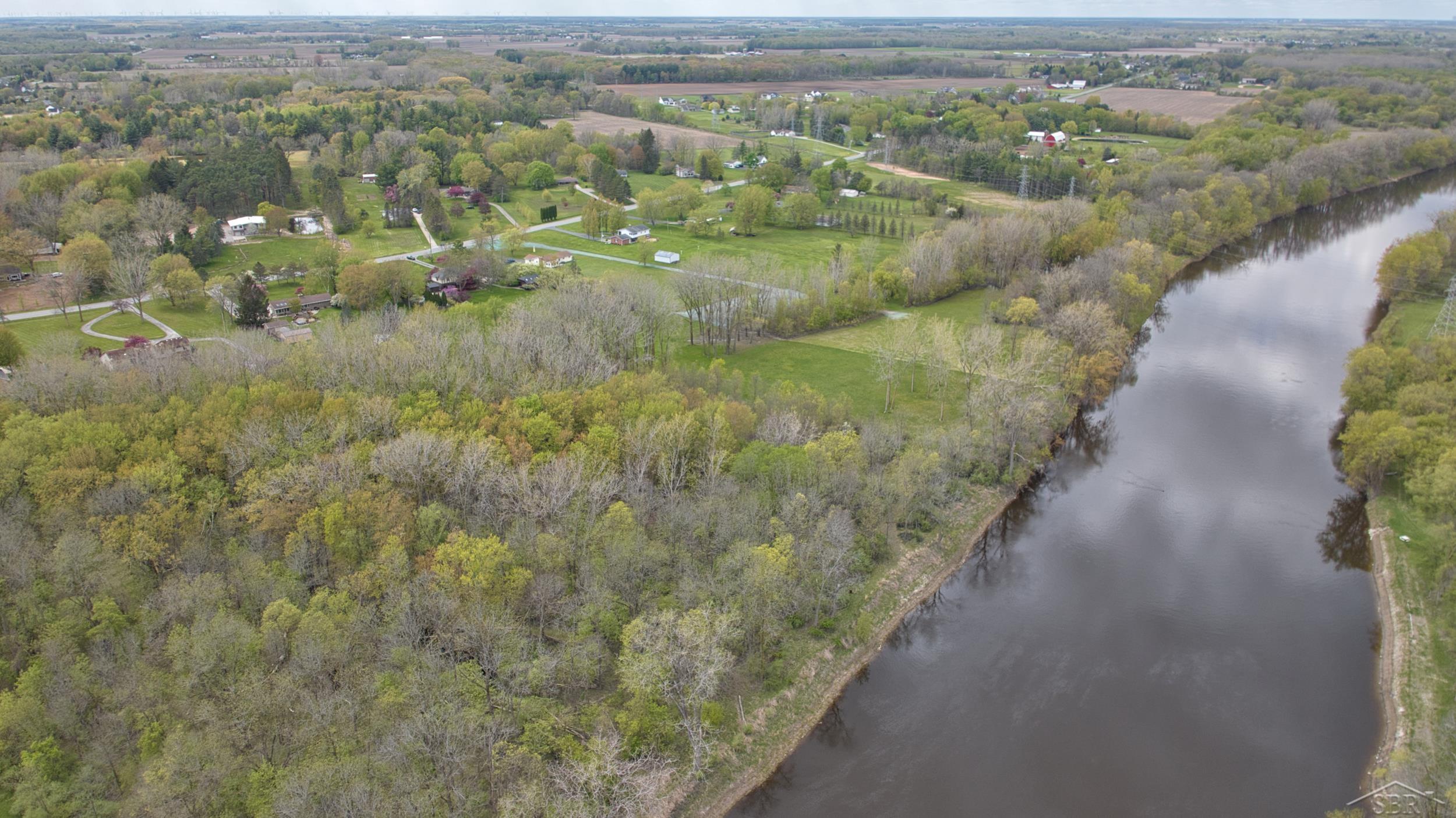 5220 North River Road Freeland, MI 48623 - Photo 2 of 47