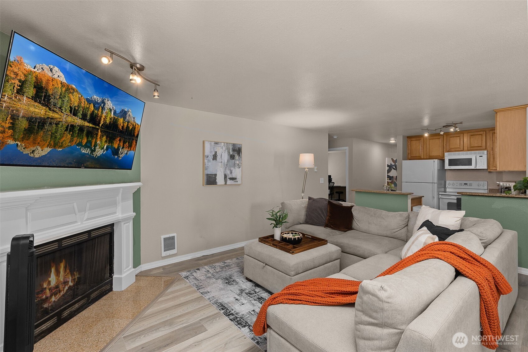 20318 Bothell Everett Highway, Unit A101 Bothell, WA 98012 - Photo 2 of 16