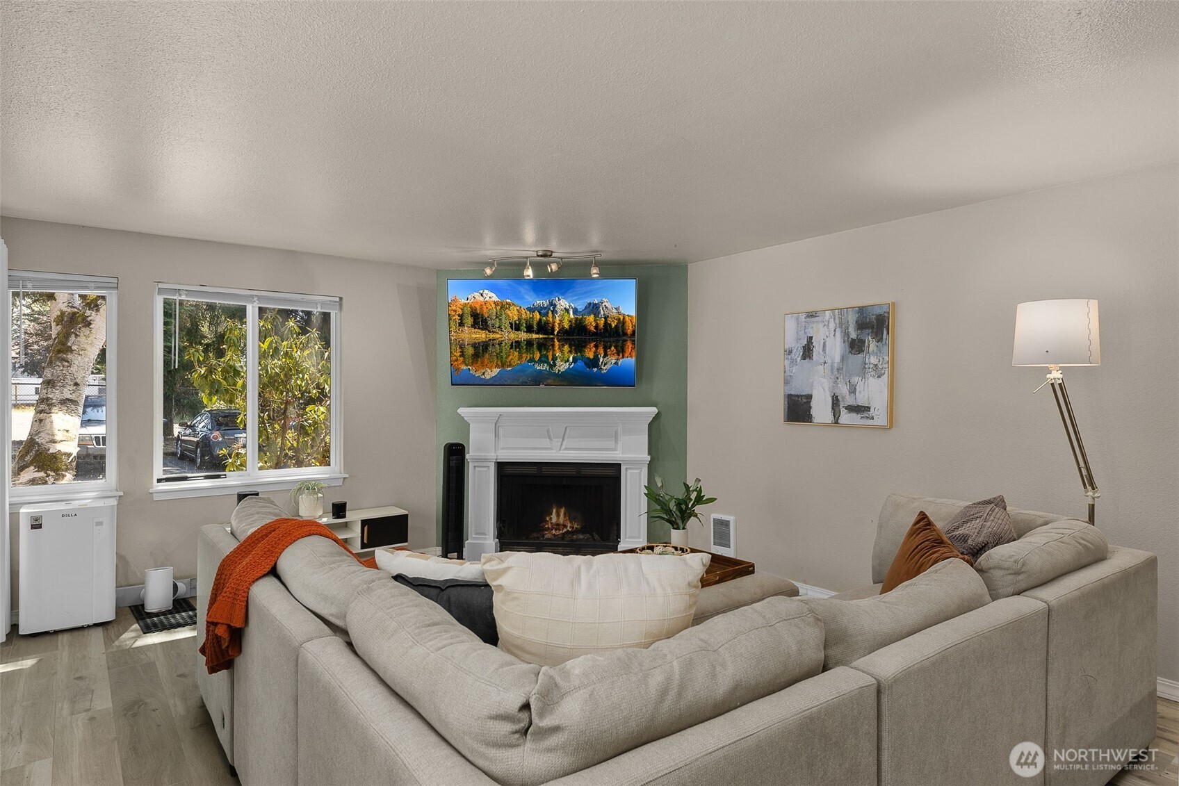 20318 Bothell Everett Highway, Unit A101 Bothell, WA 98012 - Photo 3 of 16