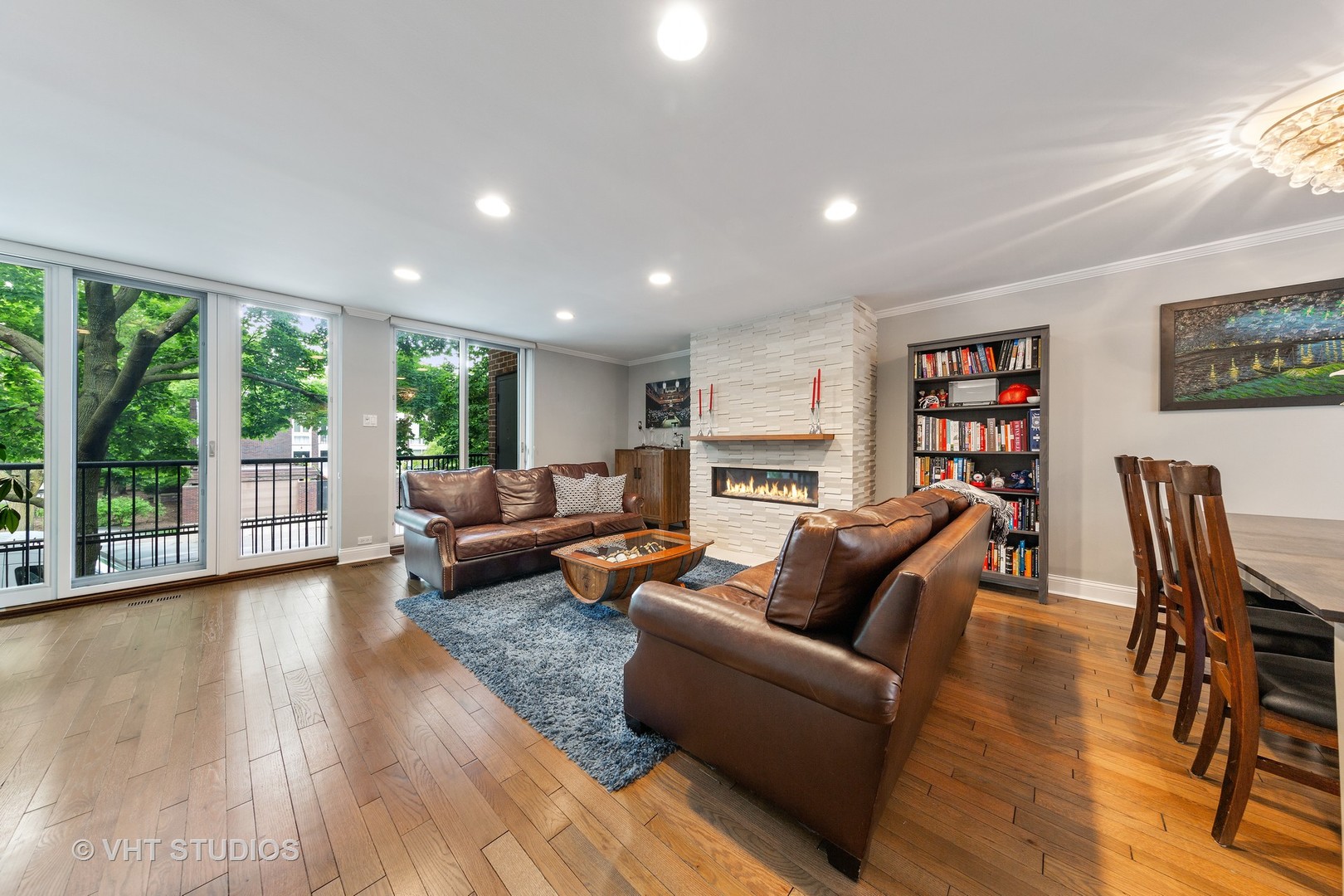 1308 North Sutton Place Chicago, IL 60610 - Photo 4 of 29 a living room with furniture and a wooden floor
