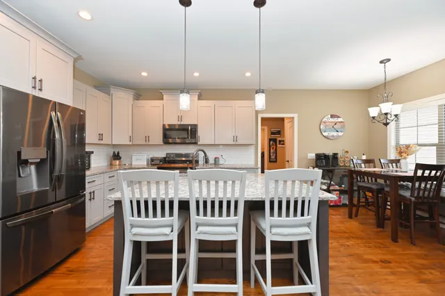 $534,900 | 727 North Russell Street, Portland, TN 37148