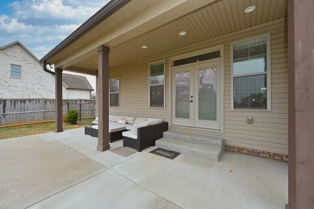 $534,900 | 727 North Russell Street, Portland, TN 37148