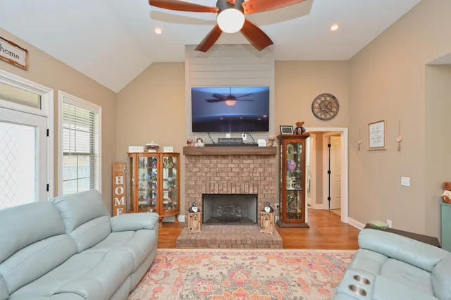 $534,900 | 727 North Russell Street, Portland, TN 37148