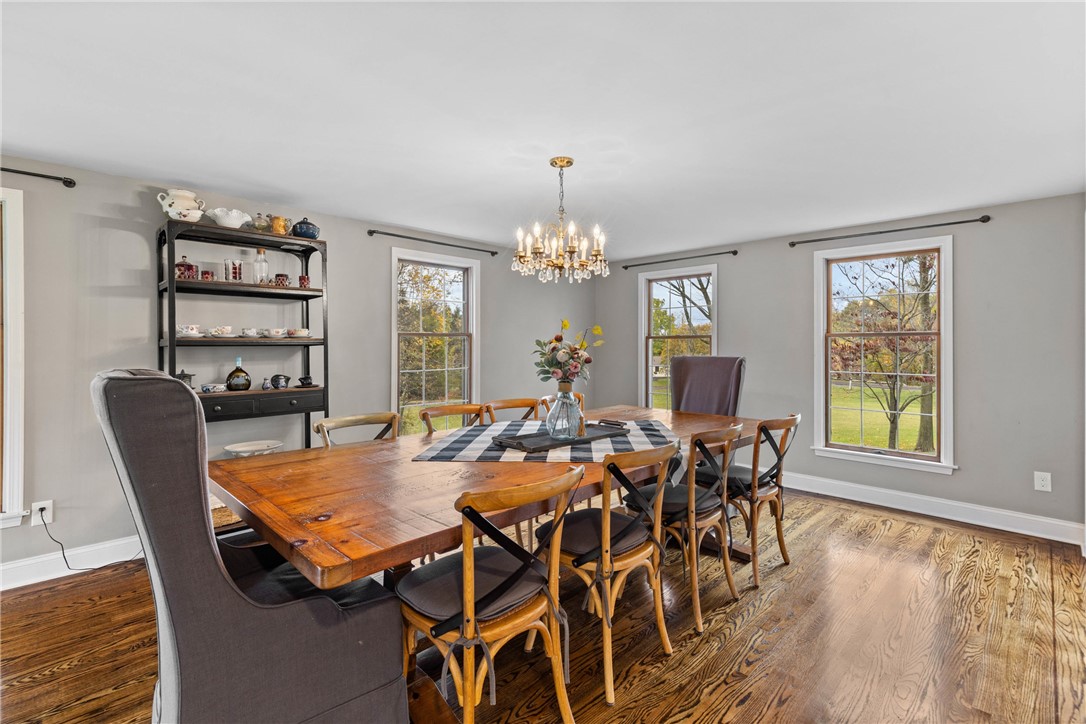385 Basket Road Webster, NY 14580 - Photo 10 of 37 Dining Room