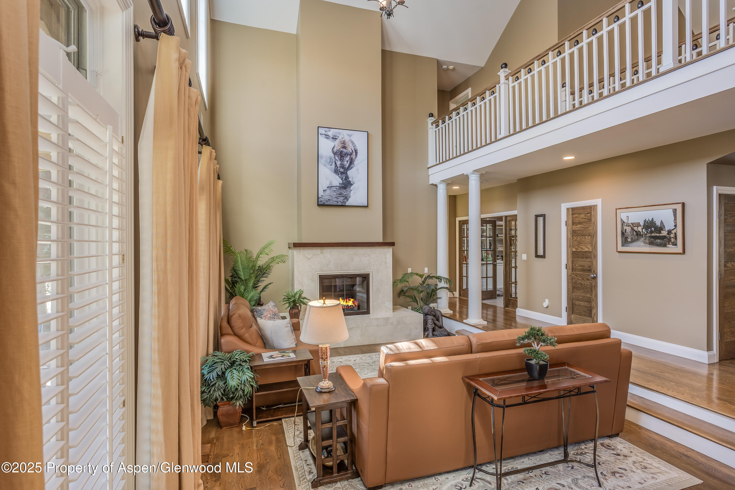 42 Midland Loop Carbondale, CO 81623 - Photo 27 of 51 42 Midland loop - livingroom2