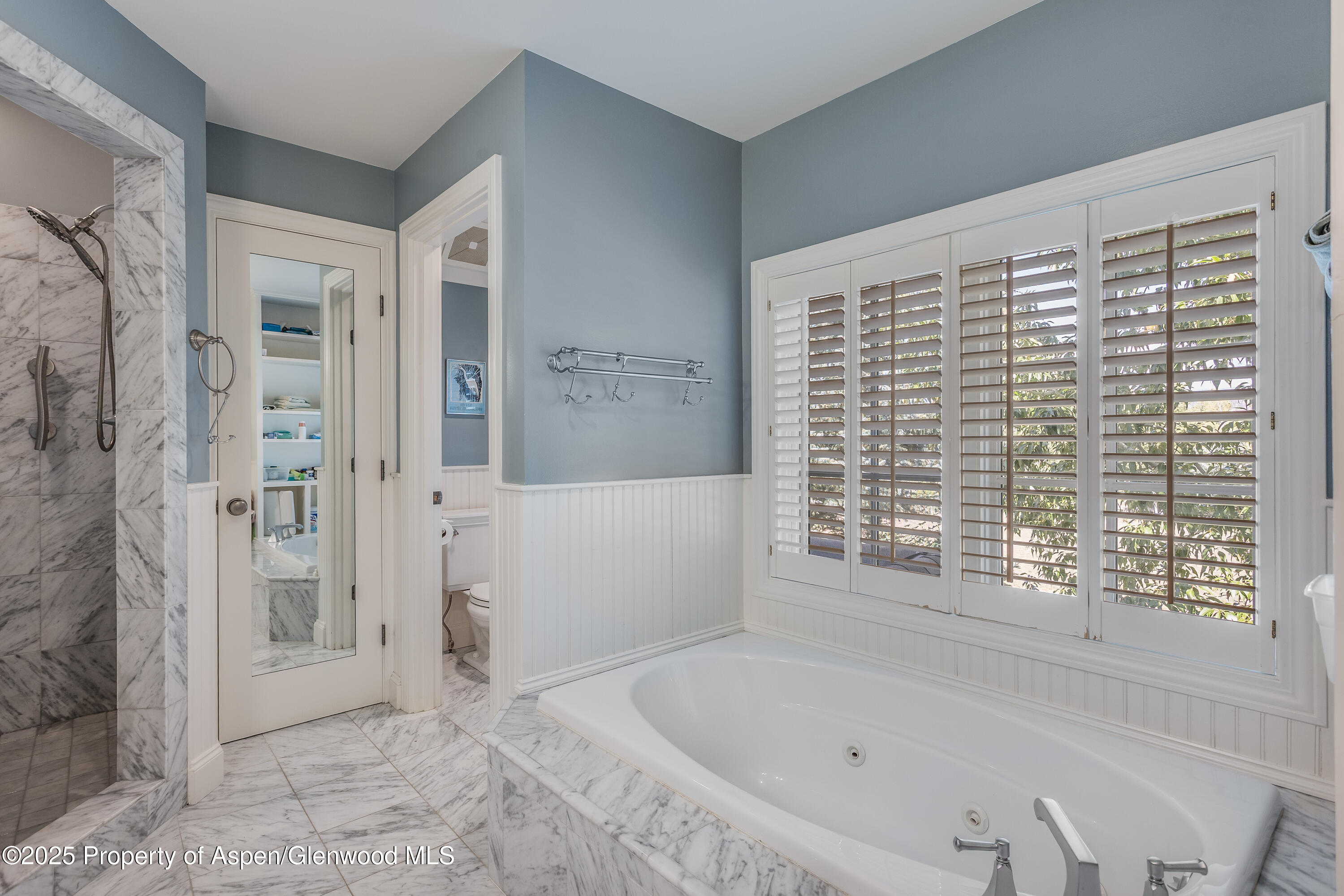 42 Midland Loop Carbondale, CO 81623 - Photo 35 of 51 42 Midland loop - primary bath2