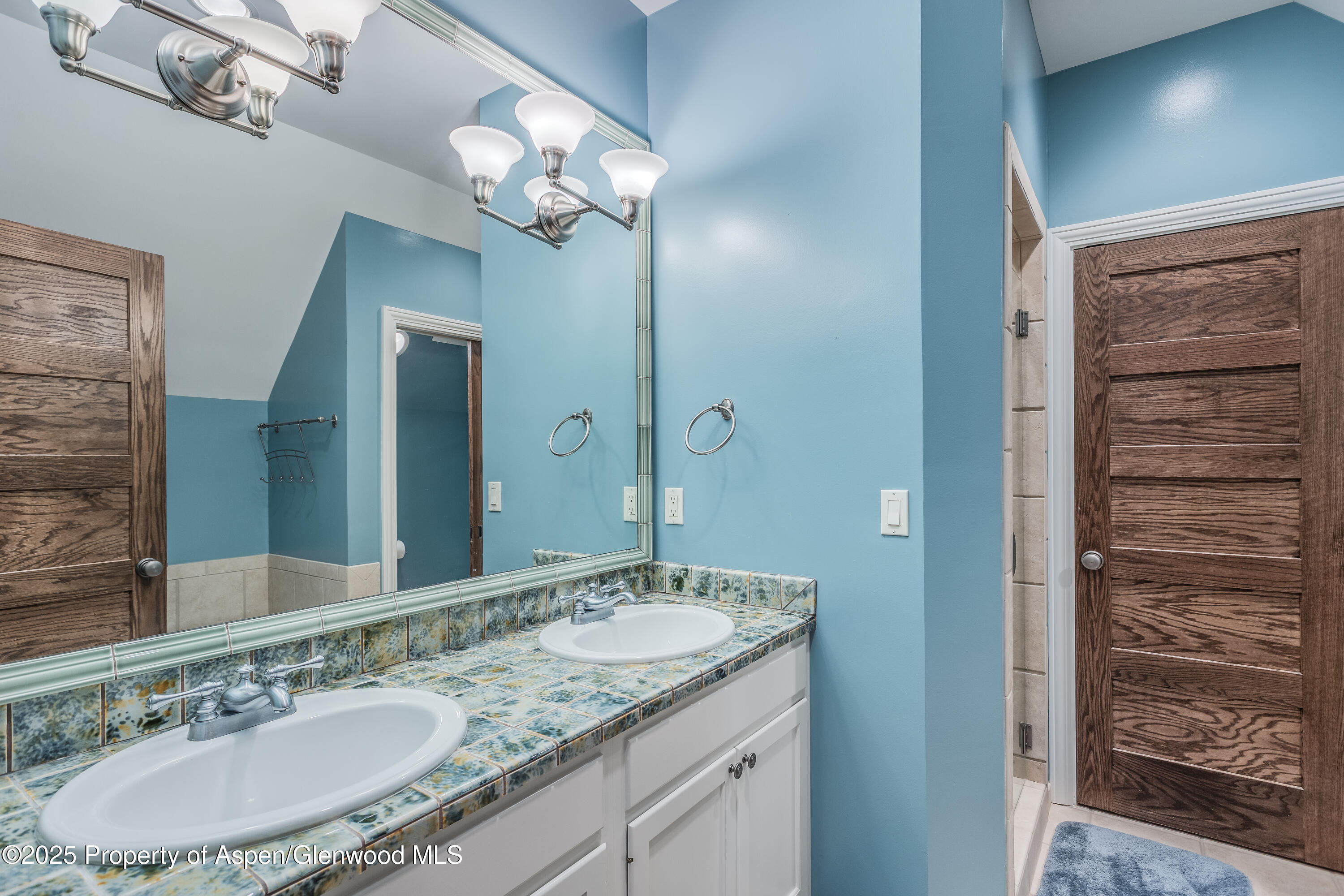 42 Midland Loop Carbondale, CO 81623 - Photo 45 of 51 42 Midland loop - 3 bath1