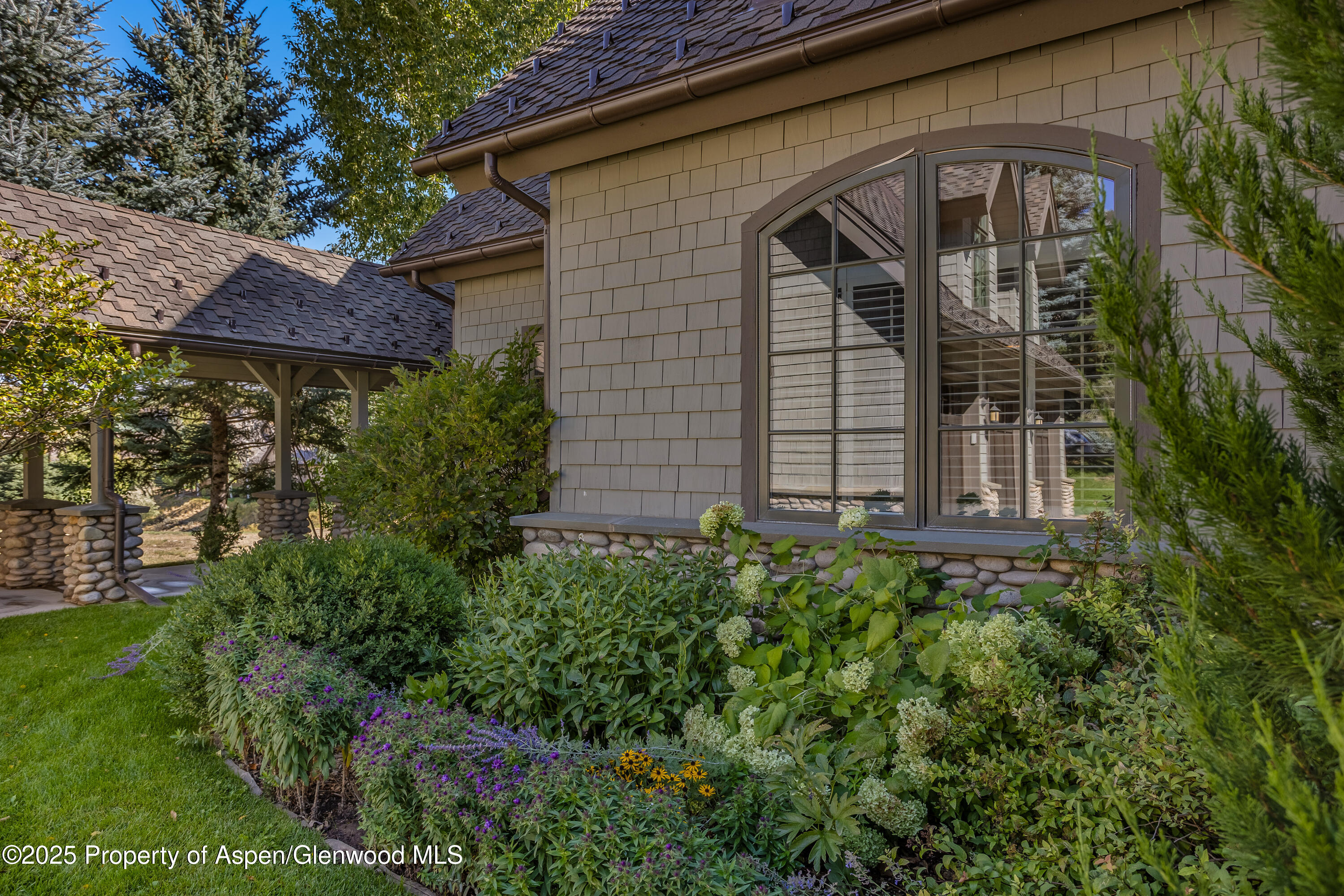 42 Midland Loop Carbondale, CO 81623 - Photo 6 of 51 42 Midland loop - exterior front with ga