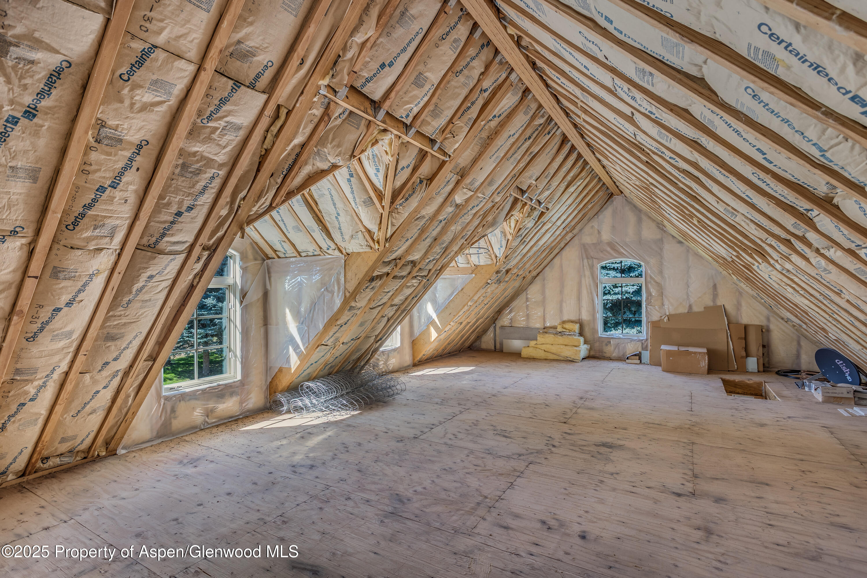 42 Midland Loop Carbondale, CO 81623 - Photo 10 of 51 42 Midland loop - attic1