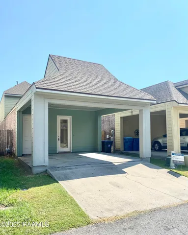 $1,950 | 108 Laguna Lane, Lafayette, LA 70508