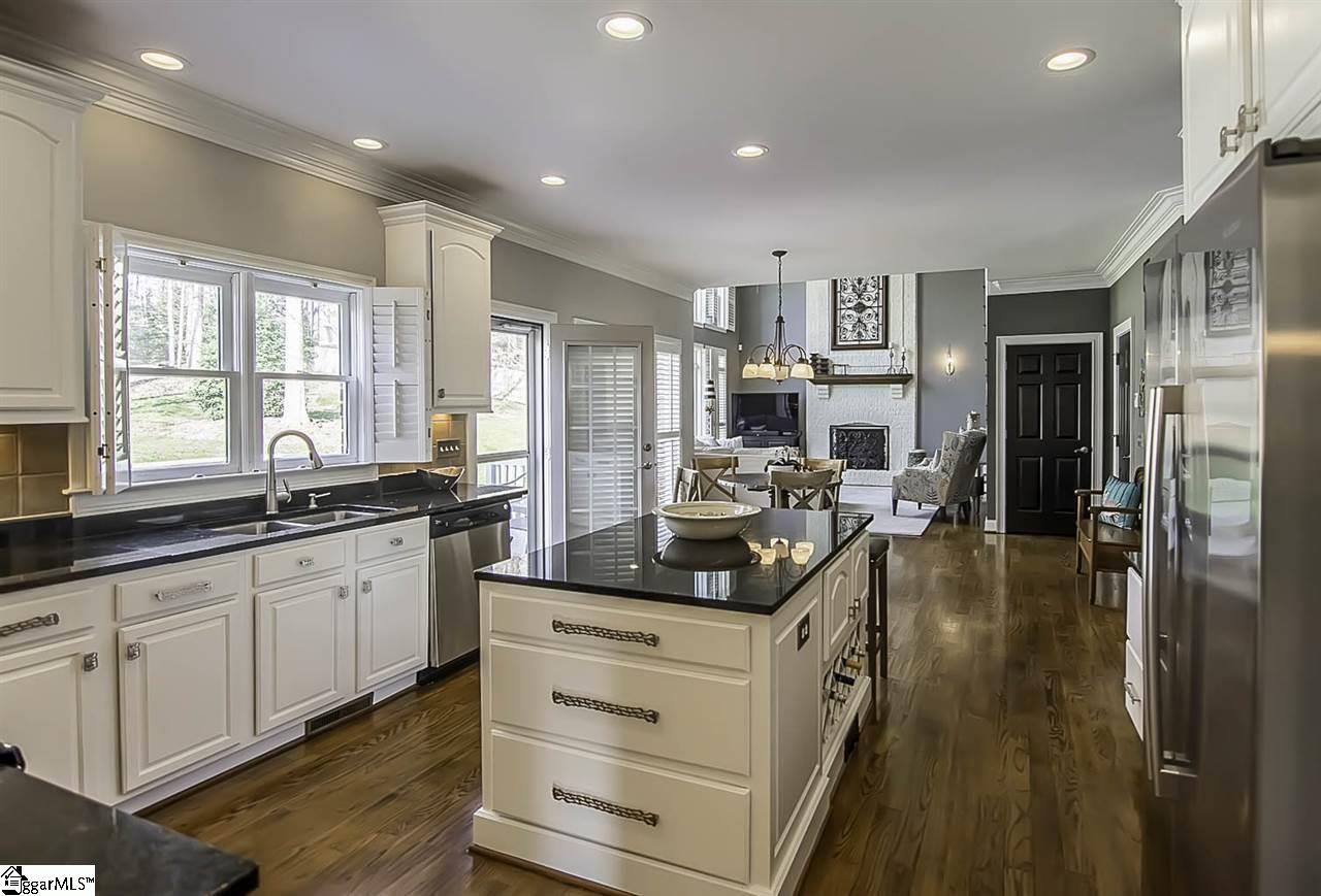 112 Legends Way Simpsonville, SC 29681 - Photo 15 of 36 Gallery Image 15