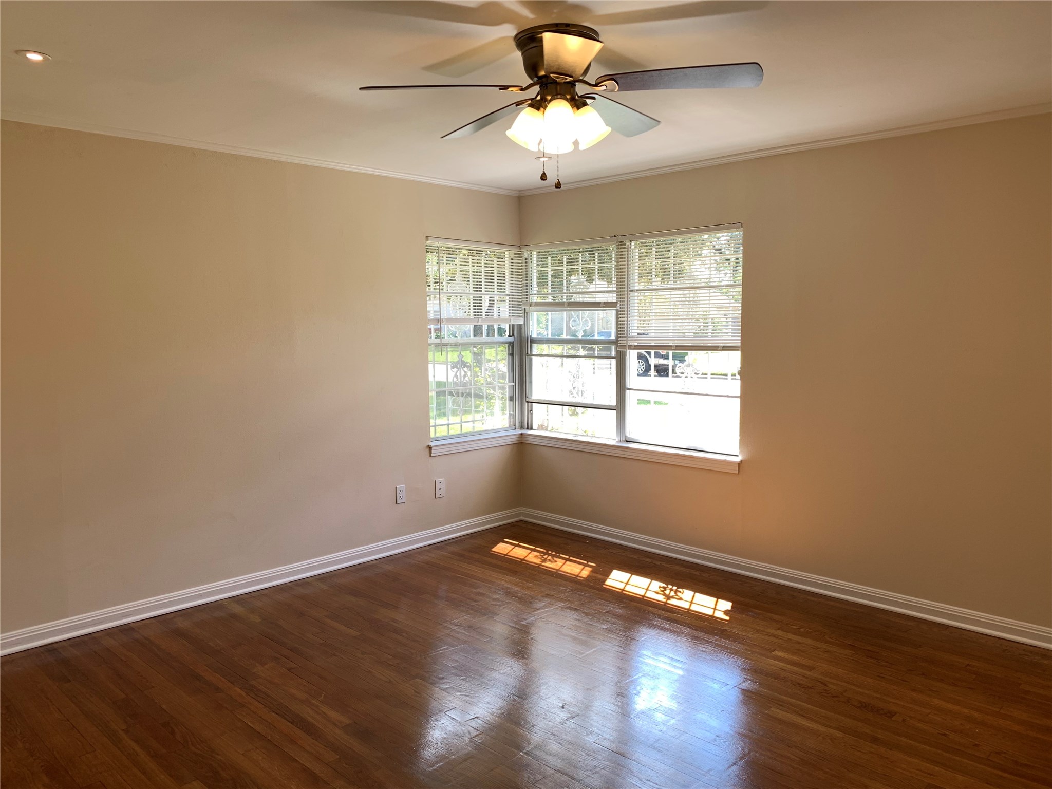 617 Graceland Street Houston, TX 77009 - Photo 14 of 19