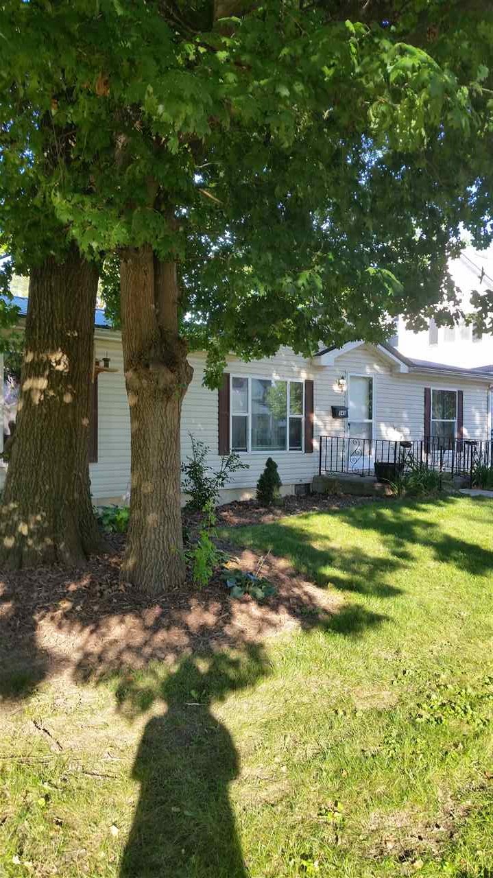 343 Mercer Avenue Decatur, IN 46733 - Photo 1 of 7