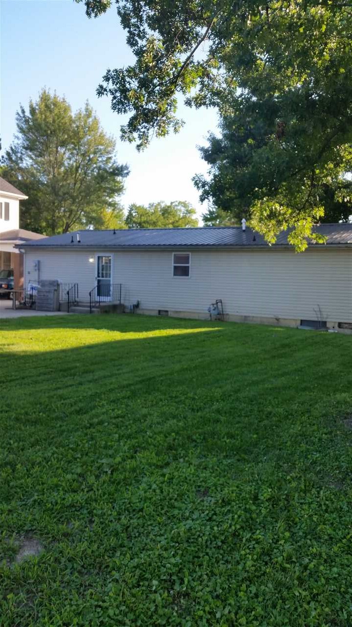 343 Mercer Avenue Decatur, IN 46733 - Photo 2 of 7