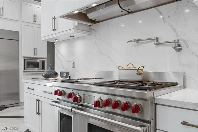 $3,100,000 | 9 Greely Club Trail, Henderson, NV 89052