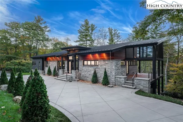 $3,300,000 | 477 Laurel Lane, Blowing Rock, NC 28605