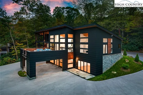 $3,300,000 | 477 Laurel Lane, Blowing Rock, NC 28605