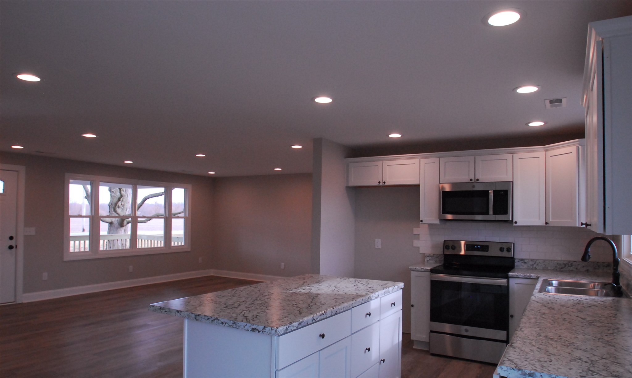 4833 West Dupont Road Fort Wayne, IN 46818 - Photo 4 of 15 Gallery Image 4