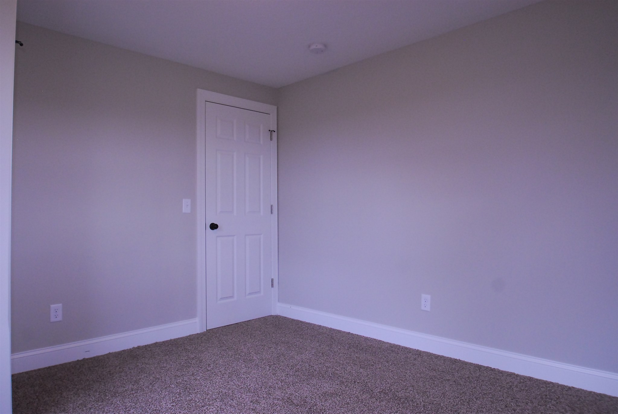 4833 West Dupont Road Fort Wayne, IN 46818 - Photo 9 of 15 Gallery Image 9
