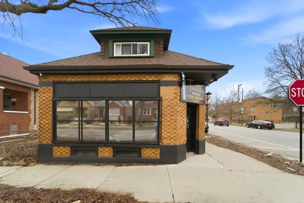 $225,000 | 8659 South Kingston Avenue, Chicago, IL 60617