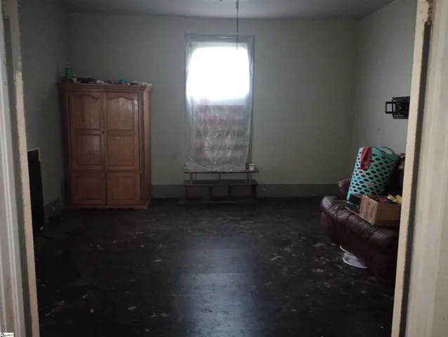 $109,000 | 107 Academy Street, Jonesville, SC 29353