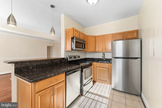 $375,000 | 315 Evarts Street Northeast, Unit T6, Washington, DC 20002