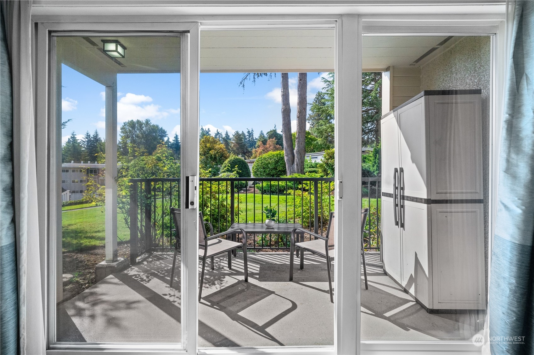 12631 Northeast 9th Place, Unit C106 Bellevue, WA 98005 - Photo 16 of 26