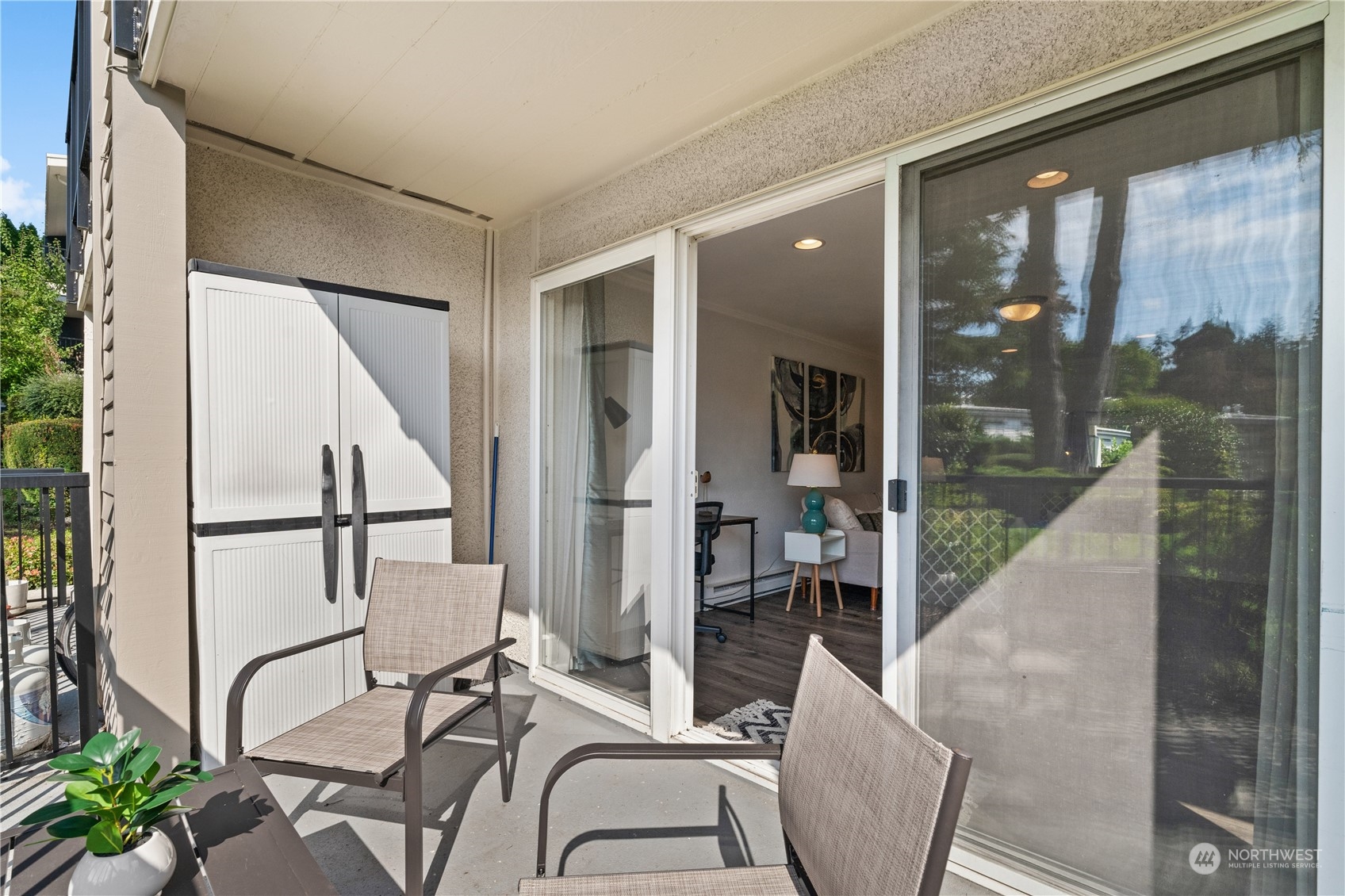 12631 Northeast 9th Place, Unit C106 Bellevue, WA 98005 - Photo 17 of 26