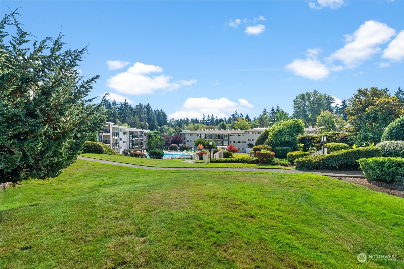 12631 Northeast 9th Place, Unit C106 Bellevue, WA 98005 - Photo 18 of 26