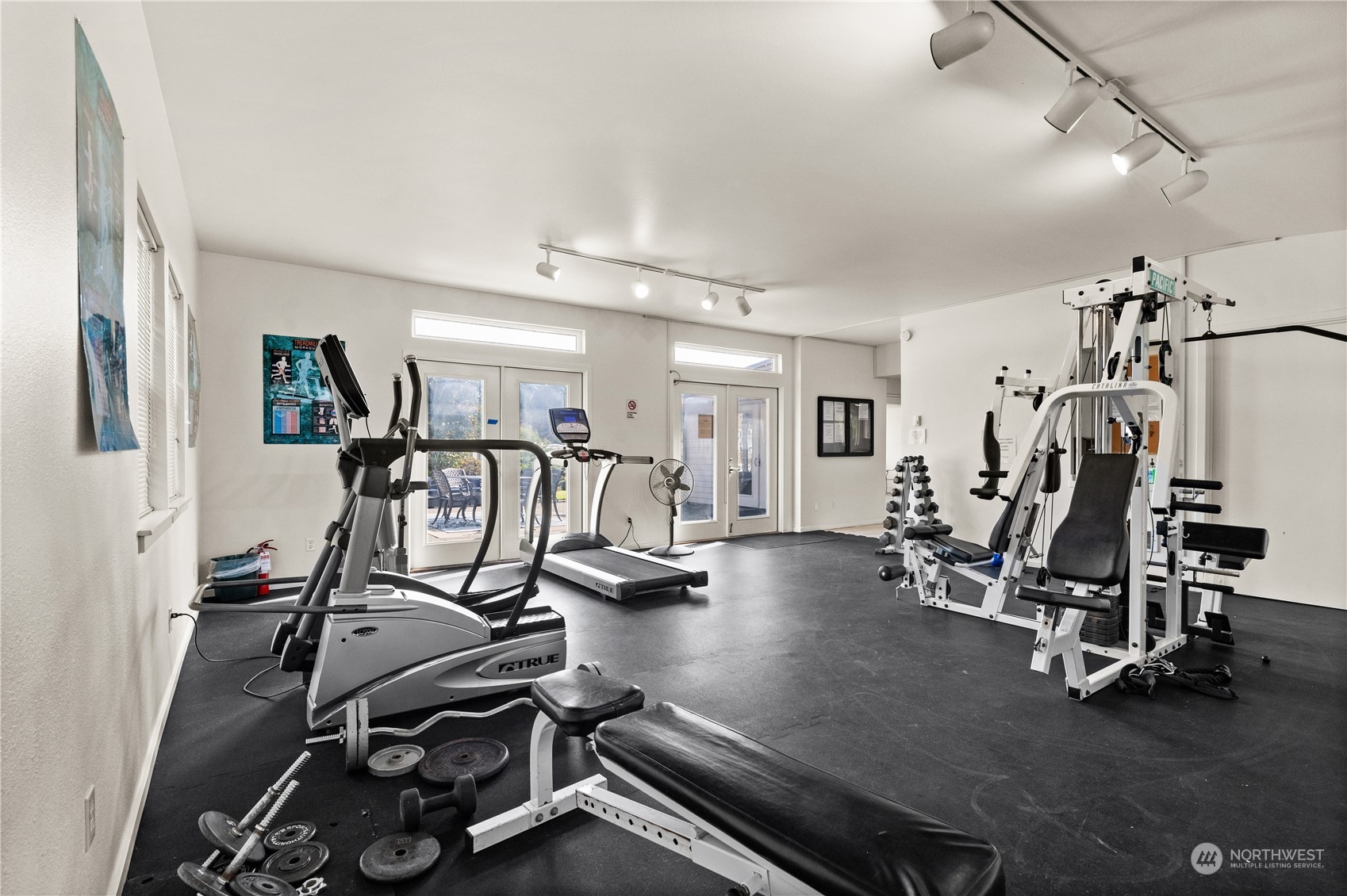12631 Northeast 9th Place, Unit C106 Bellevue, WA 98005 - Photo 22 of 26