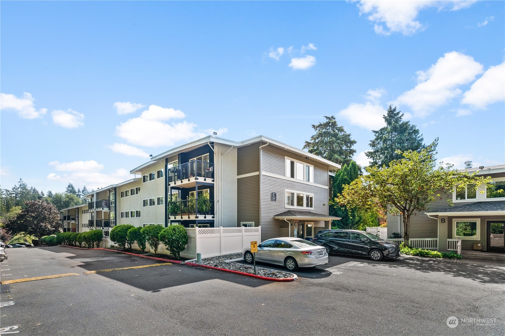 12631 Northeast 9th Place, Unit C106 Bellevue, WA 98005 - Photo 25 of 26