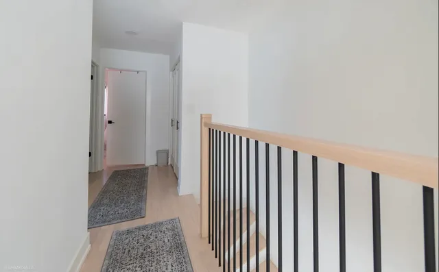 $5,995 | 924 West Wrightwood Avenue, Unit A2, Chicago, IL 60614