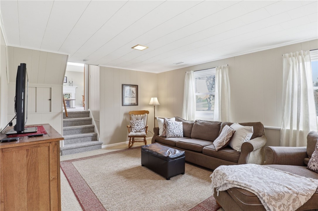 11 Saxony Road Pittsford, NY 14534 - Photo 16 of 50