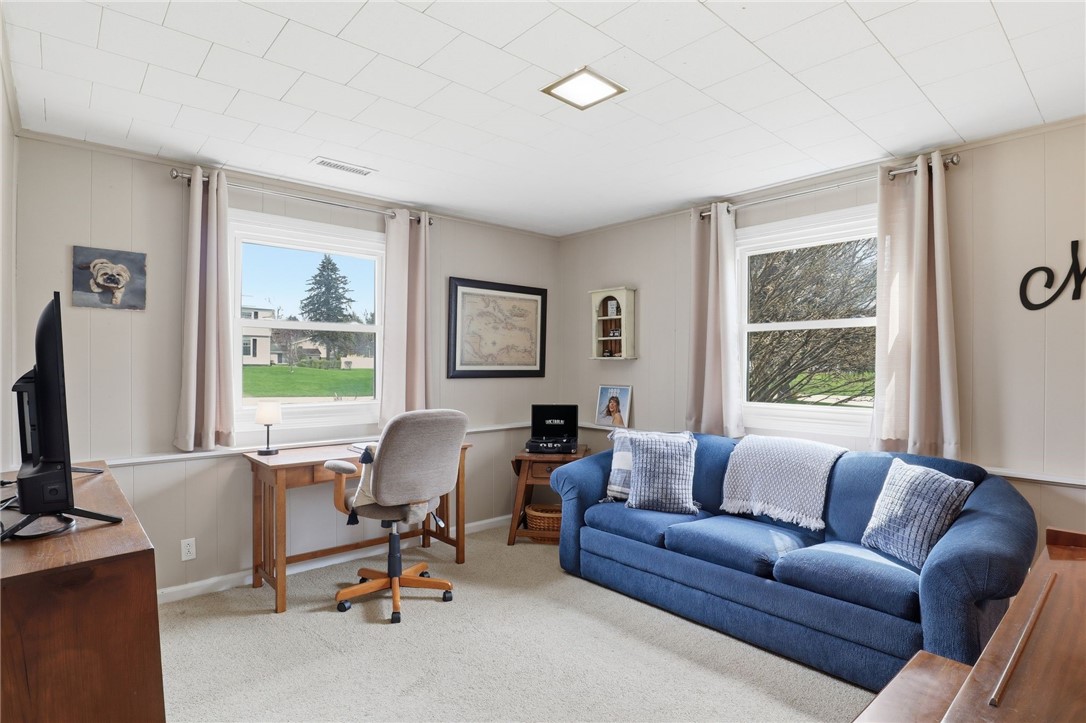 11 Saxony Road Pittsford, NY 14534 - Photo 19 of 50