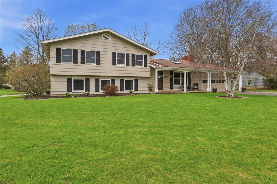 11 Saxony Road Pittsford, NY 14534 - Photo 3 of 50