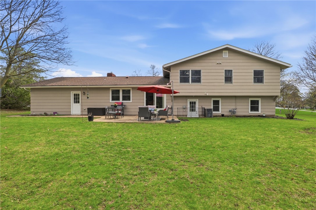 11 Saxony Road Pittsford, NY 14534 - Photo 37 of 50